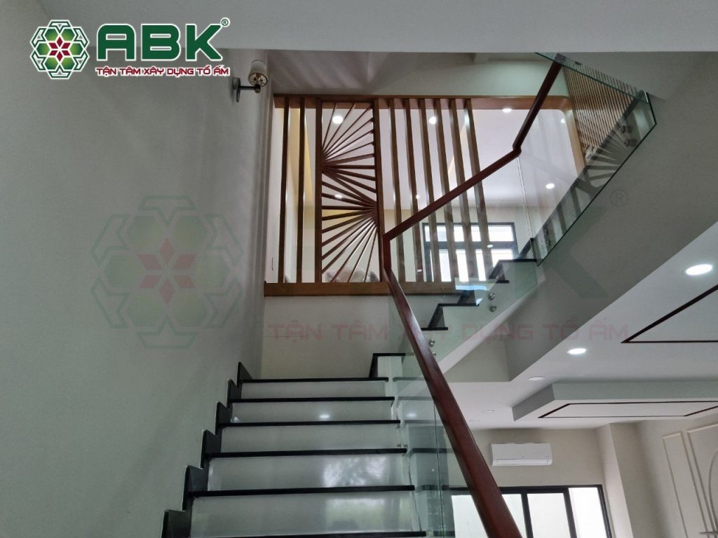 Mẫu nhà phố 3 tầng chị Nga quận 9